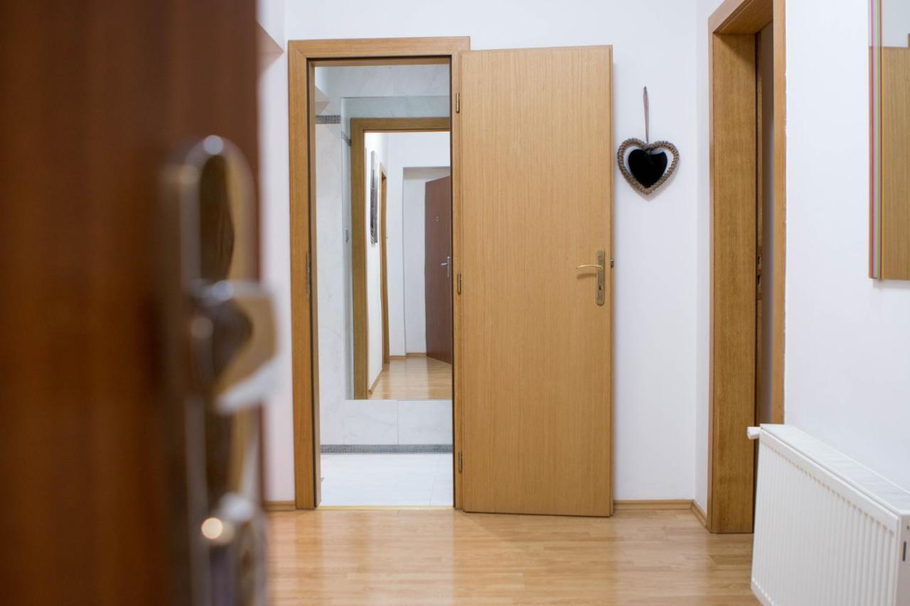 Apartment Ivanita Bratislava Eksteriør bilde